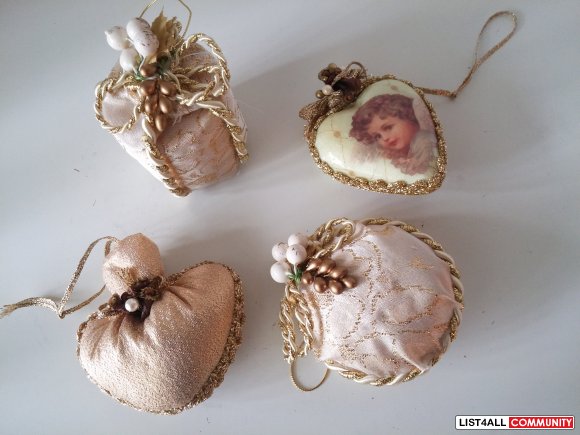 Lot of 4 Christmas Ornaments