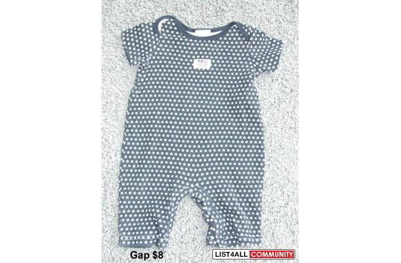 GAP onsie. Size 0-3 months. Navy blue with white s