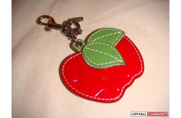 *****BRAND NEW*****AUTHENTIC COACH APPLE KEYHOLDER