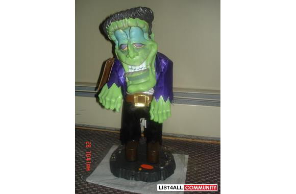 Halloween Monsters Toys,battery operated moves lau