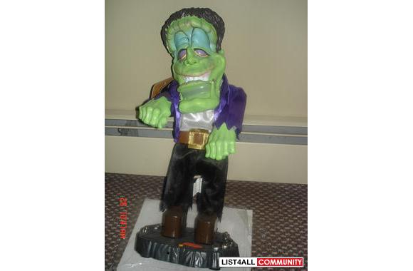 Halloween Monsters Toys,battery operated moves lau