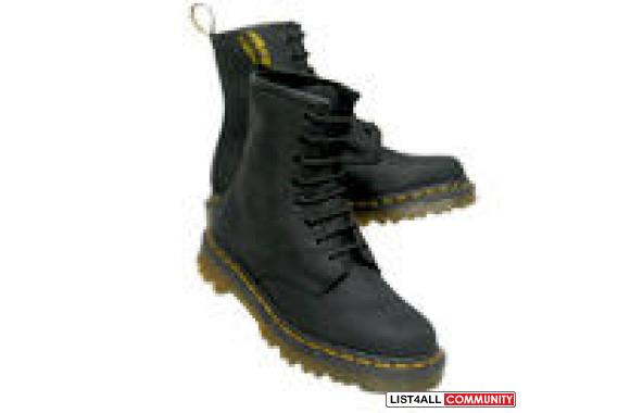 Womens Dr. Martens  leather shoes/Boots and DAKODA