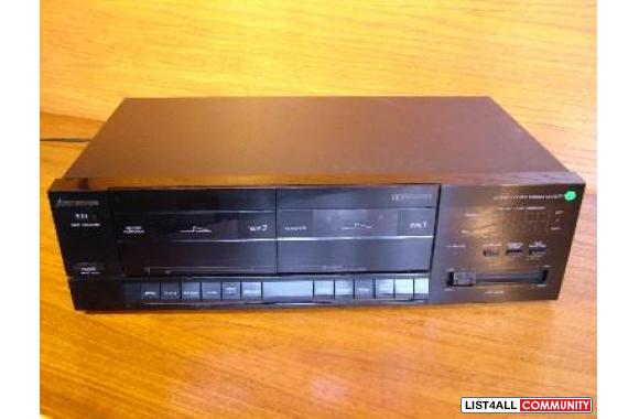 Dual Cassette Deck  - Mitsubishi DT-81.&nbsp; Basi