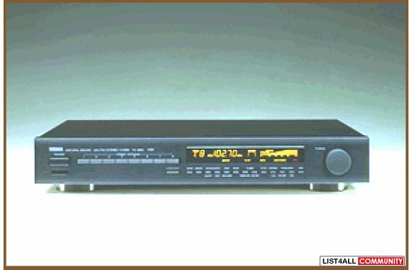 Yamaha TX-540 Tuner  There are a few scratches on 