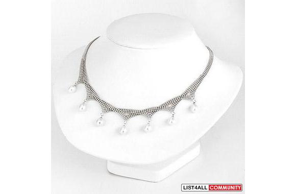 Amazing Brand New&nbsp;Genuine Freswater Pearl Nec