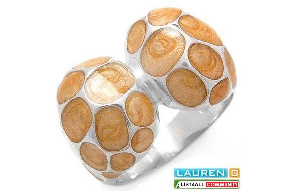 Laura G AdamsVery Stylish Ring Beautifully Crafted