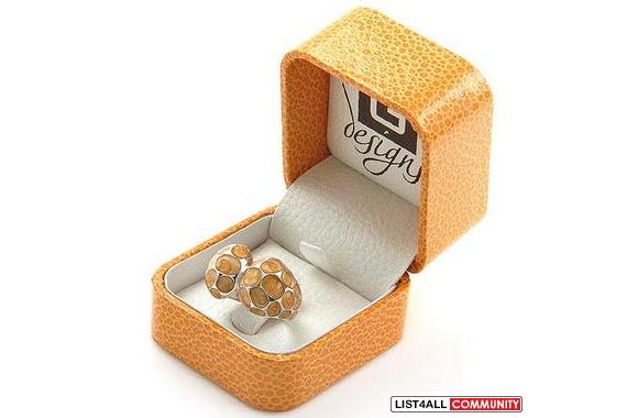 Laura G AdamsVery Stylish Ring Beautifully Crafted
