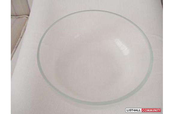 Wedding centerpiece 8 inch round glass bowls  I ha