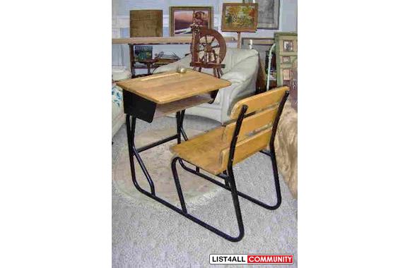 50's Vintage school desk. This sturdy, functional 