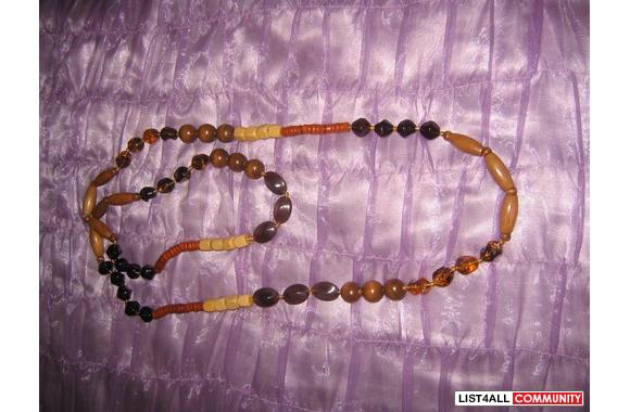 NECKLACE BEADED CUTE!NOW ONLY $3!