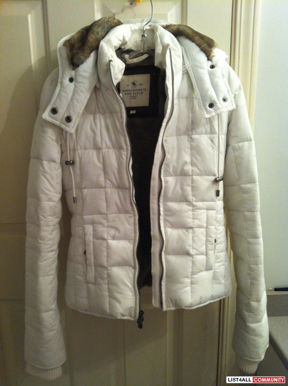 SALE Abercrombie puffy winter jacket w/ fur lining