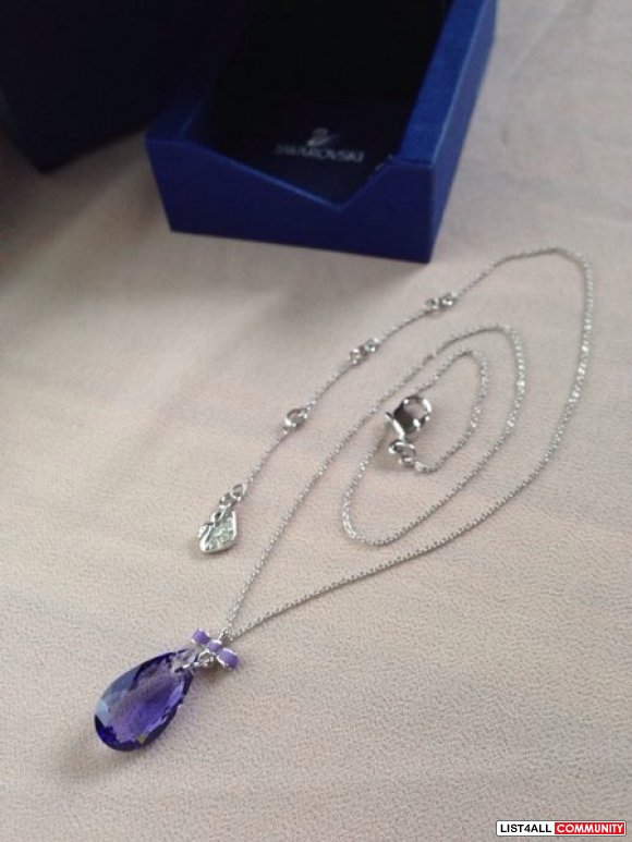 Swarovski Nina pendant necklace