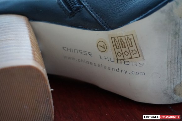 Chinese Laundry chunky heel booties
