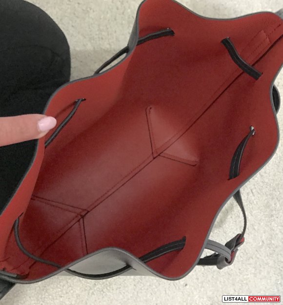 cute black /red drawstring bucket bag