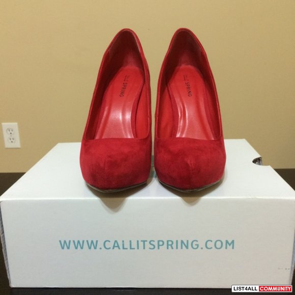 Call it Spring pumps size 6.5