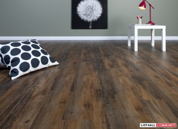 Strong, Affordable and Beautiful Vinyl Planks Flooring