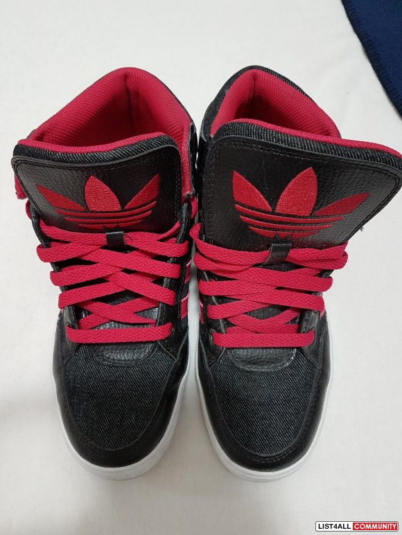 LADIES ADIDAS HIGH TOPS IN DENIM