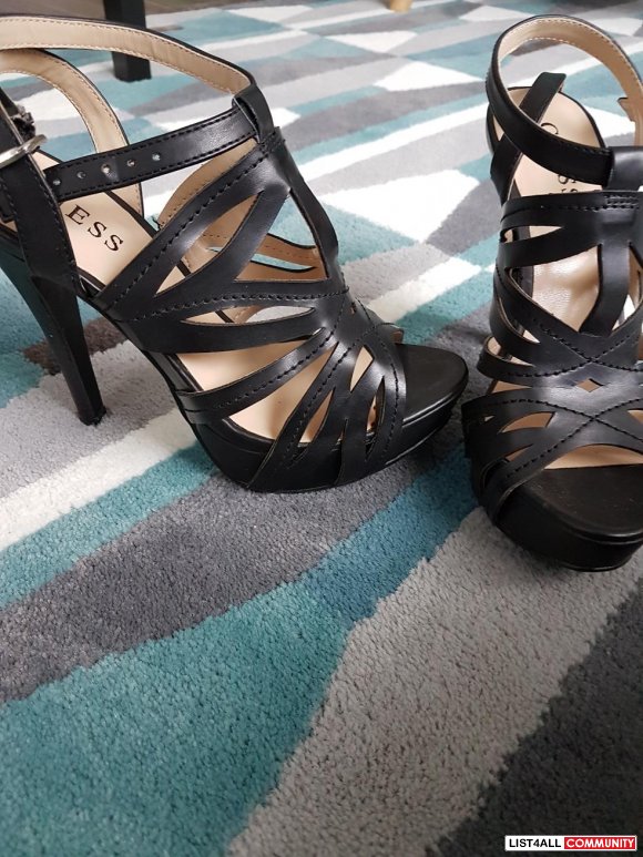 BRAND NEW STRAPY GUESS HEELS SZ 6
