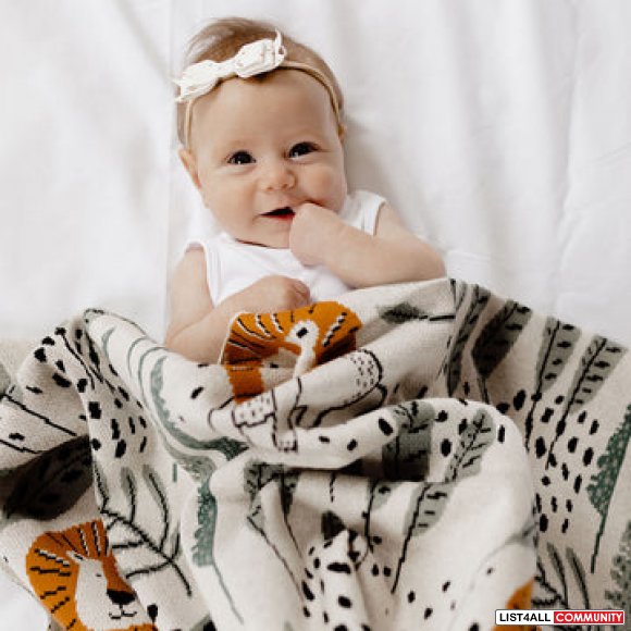 Buy Colourful And Stylish Baby Blankets Online