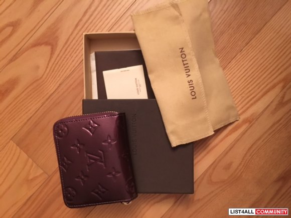 LOUIS VUITTON ZIPPY COIN PURSE