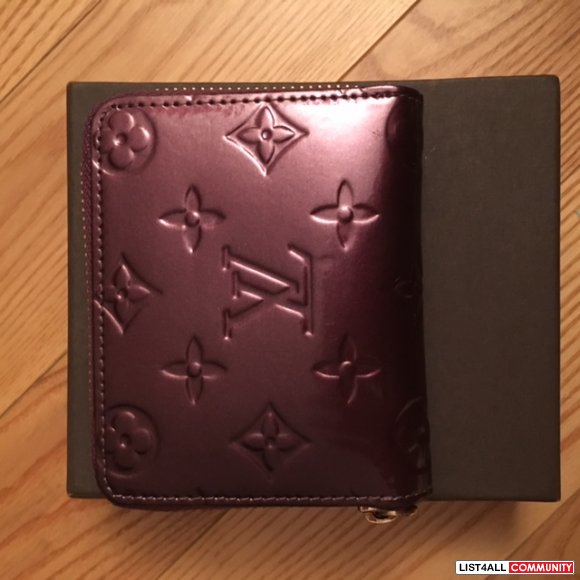 LOUIS VUITTON ZIPPY COIN PURSE
