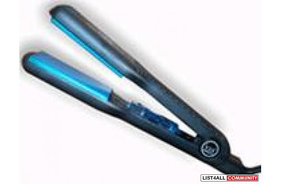 Solia Tourmaline Ceramic Ion Flat Iron  Brand New 