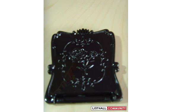 ETUDE HOUSEPurse MirrorNew in packageWith a simila