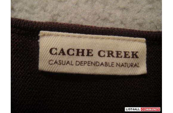 Cashe Creek low v-neck shirt