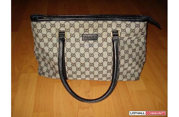 GUCCI bag- replica- good for school, can fit binde