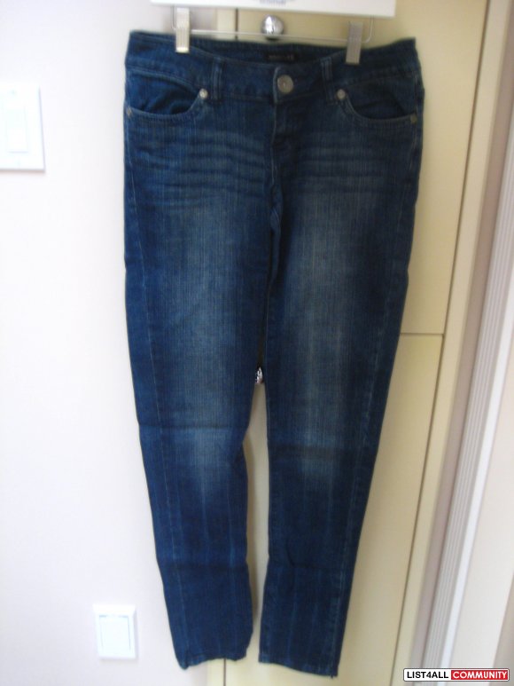Dark Straight/Skinny Jeans