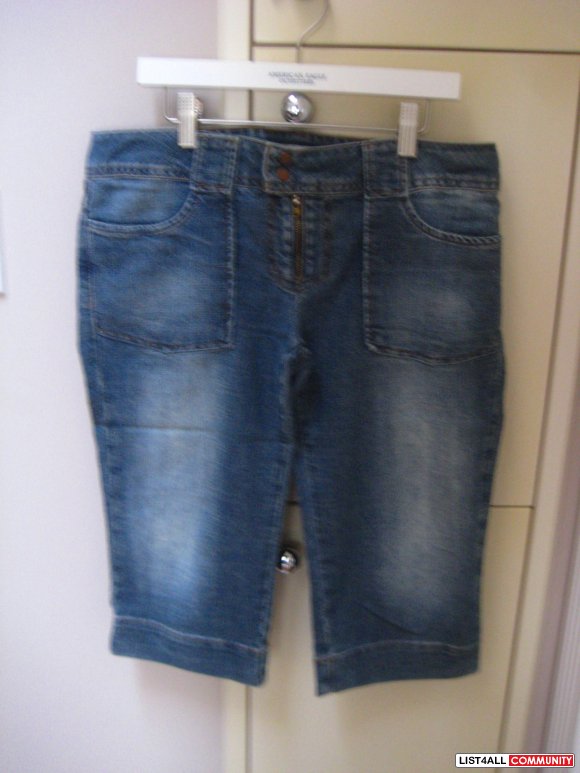 AE Jean Knee Length Shorts