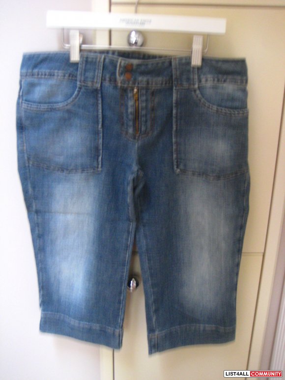 AE Jean Knee Length Shorts
