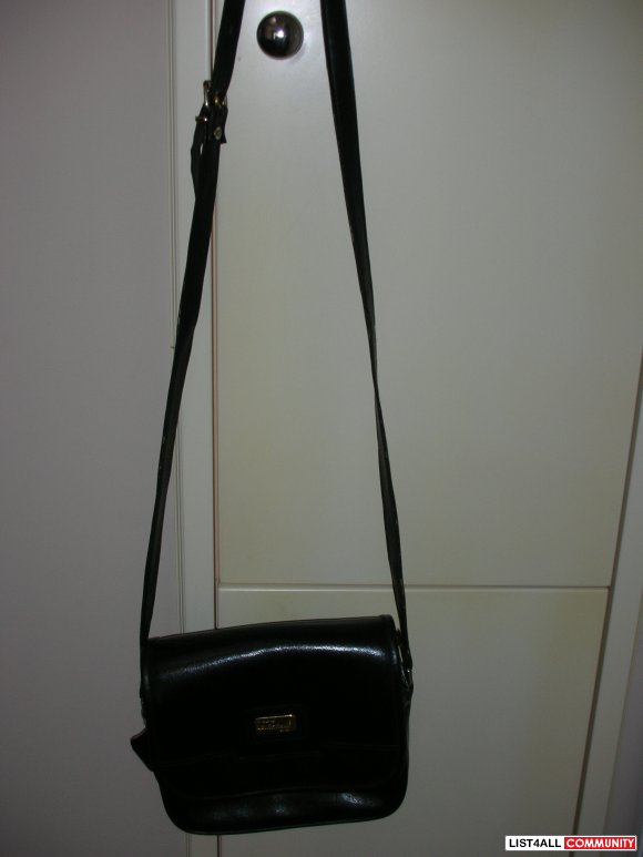 Les sacs de Leo Rexx New York Black Leather Side Handbag