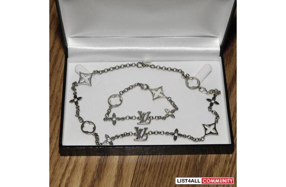 Louis Vuitton Necklace & Bracelet SetSilver w/