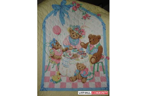 TEDDY BEAR'S PICNIC QUILTED BLANKETNew without tag