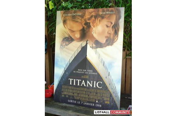AN ORIGINAL  TITANIC  MOVIE POSTER FROM FRANCE  ST