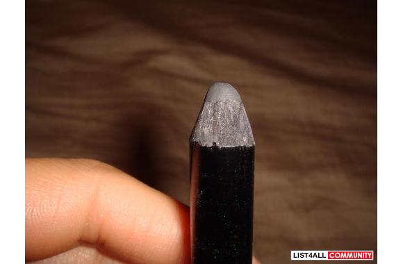 Anna Sui Thick Eyeliner 001 Black:- used 3-4 times