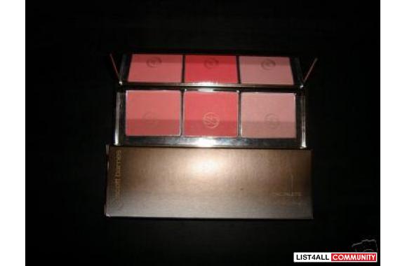 Scott Barnes CHIC BLUSH PALETTE  colors : POSH, PR
