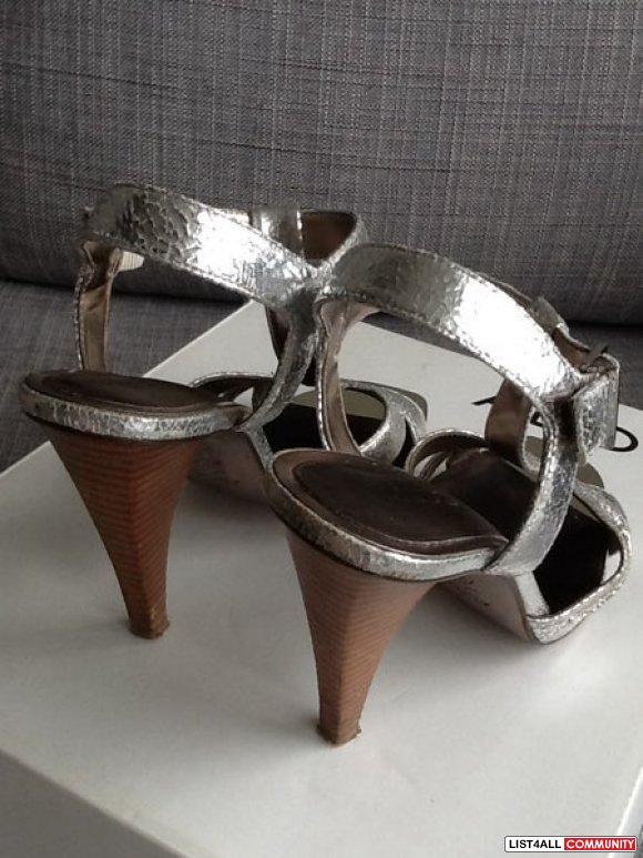 aldo silver flat sandals