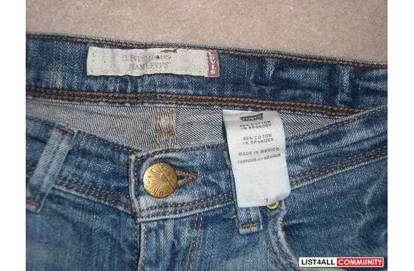LEVI JEAN SHORT SHORTSSIZE 1WORN A BIT.. NOT BAD C