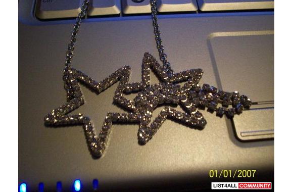 Guess Studded Star Necklace $20 Brand new with tag still attached! Ret