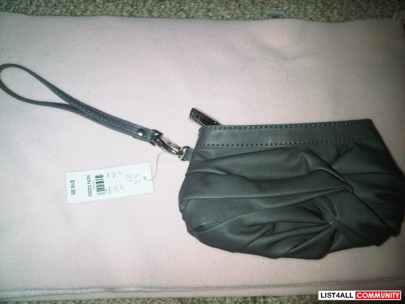 bnwt New York and Co. wristlet