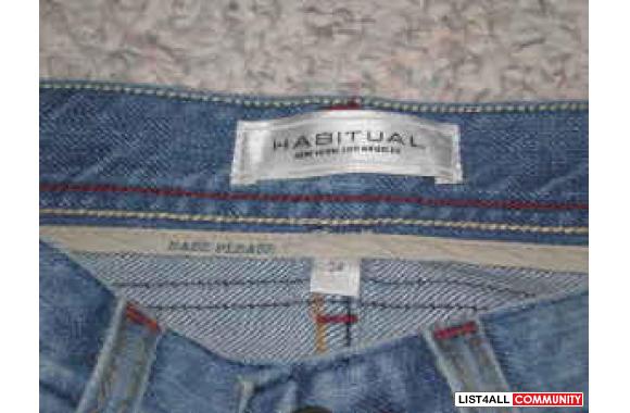 HABITUAL JEANS. size 24.These jeans are so cute. T