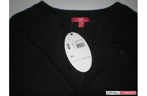 ESPRIT SWEATER. Size XS.Noticed that I buy ALOT of