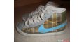 NIKE HIGH DUNKS / TOPS - SZ 6