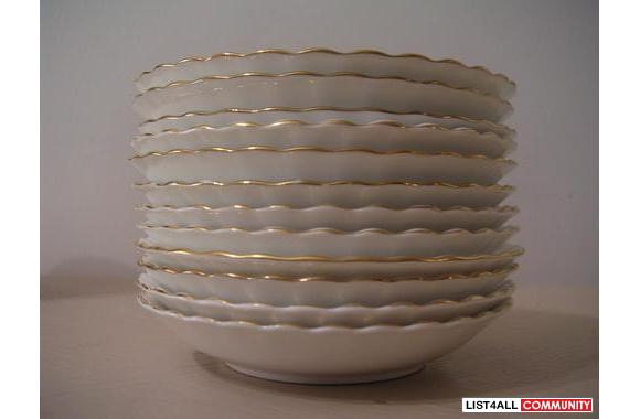 Val D`or Royal Albert Bone China-12 plates &amp; 10 bowls