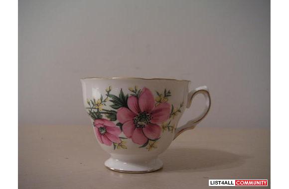 Royal Osbourne Fine Bone China tea cup &amp; saucer-Made in England