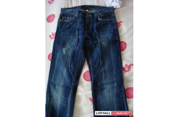 armani jeans back pocket design