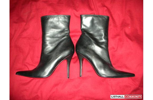 PRICE DROPBrand New Aldo Stilletto boots. 3 inch h