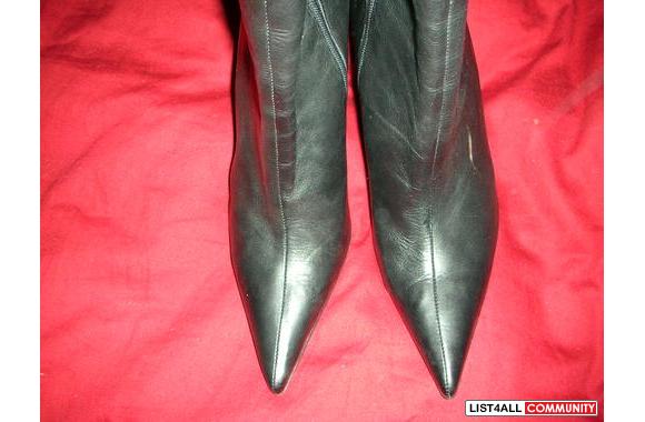 PRICE DROPBrand New Aldo Stilletto boots. 3 inch h
